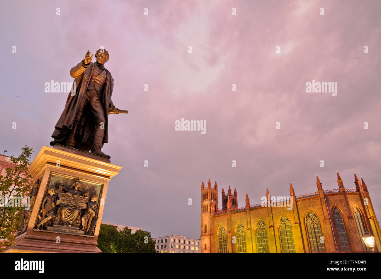 Friedrichswerder Kirche in der Dämmerung, Berlin, Deutschland Stockfoto