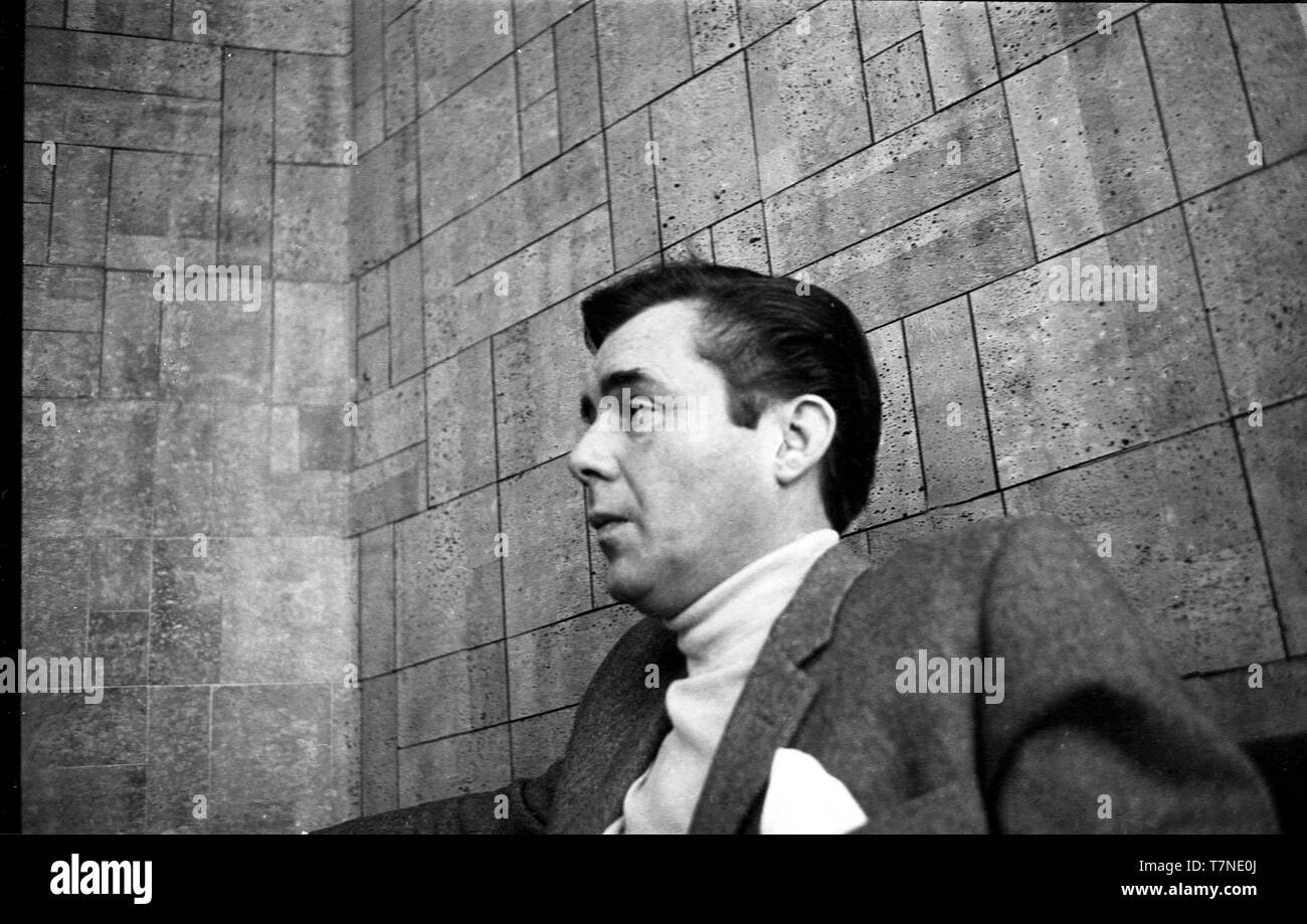 Britischer Schauspieler Dirk Bogarde Porträt 1969. Stockfoto