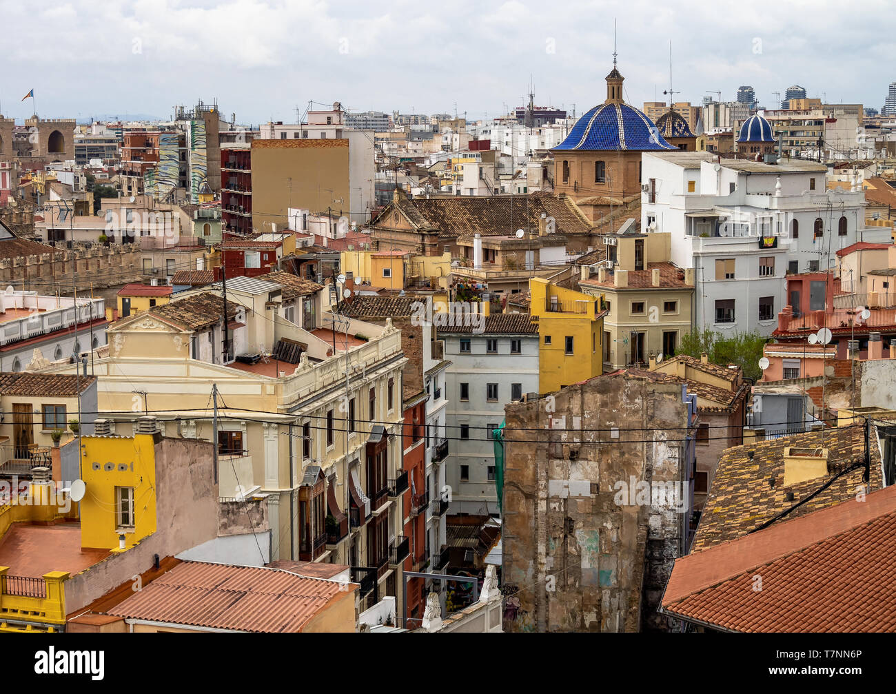 Blick auf Plätzen, Gebäuden, Straßen von Valencia in Spanien. Stockfoto