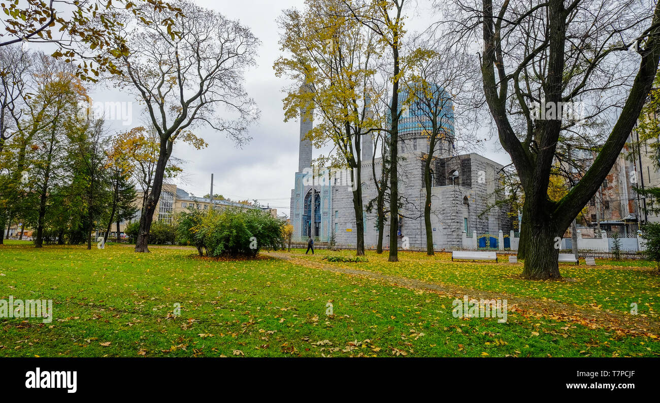 St. Petersburg, Russland - 13.Oktober 2016. Blick auf Saint Petersburg Moschee. Die Moschee wurde im Jahre 1913, war der größte Moschee in Europa außerhalb der Türkei. Stockfoto