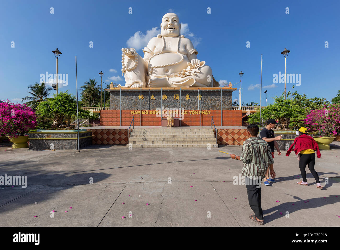 MY THO, VIETNAM - Februar 2019; Vinh Trang Tempel Stockfoto