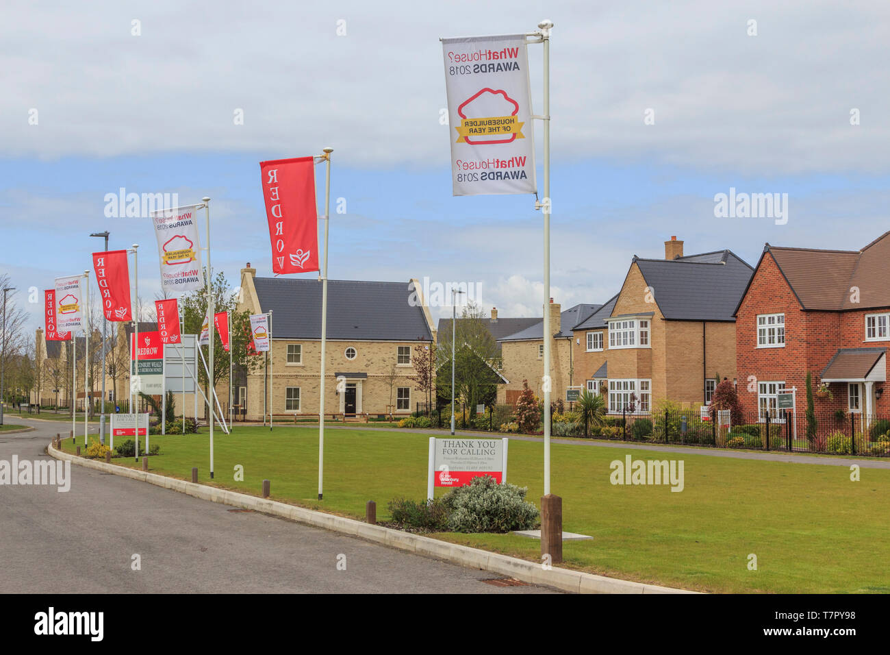 Redrow neue Häuser bauen, Alconbury Weald wichtige neue Gehäuse Entwicklung, in der Nähe von Huntingdon, Cambridgeshire, England, UK, GB Stockfoto