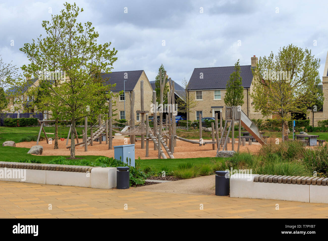 Kinder Spielplätze, Alconbury Weald wichtige neue Gehäuse Entwicklung, in der Nähe von Huntingdon, Cambridgeshire, England, UK, GB Stockfoto