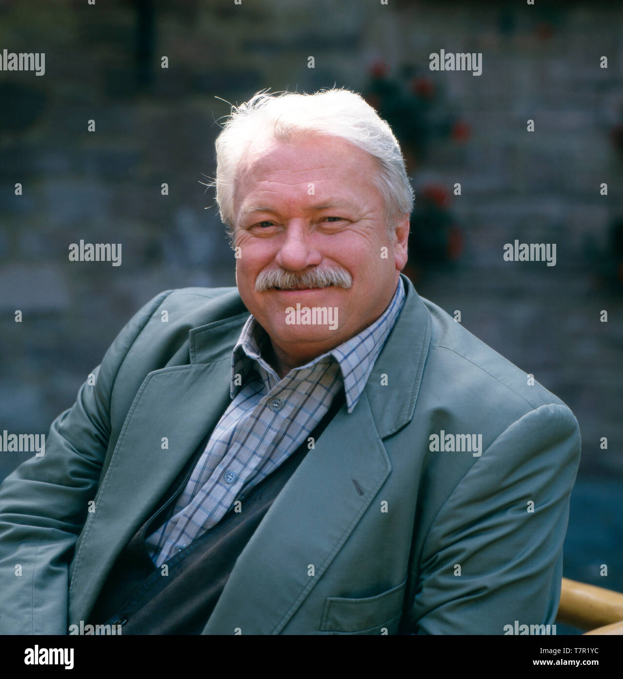 Porträtaufnahme des deutschen Film, Theater und Fernsehschauspielers