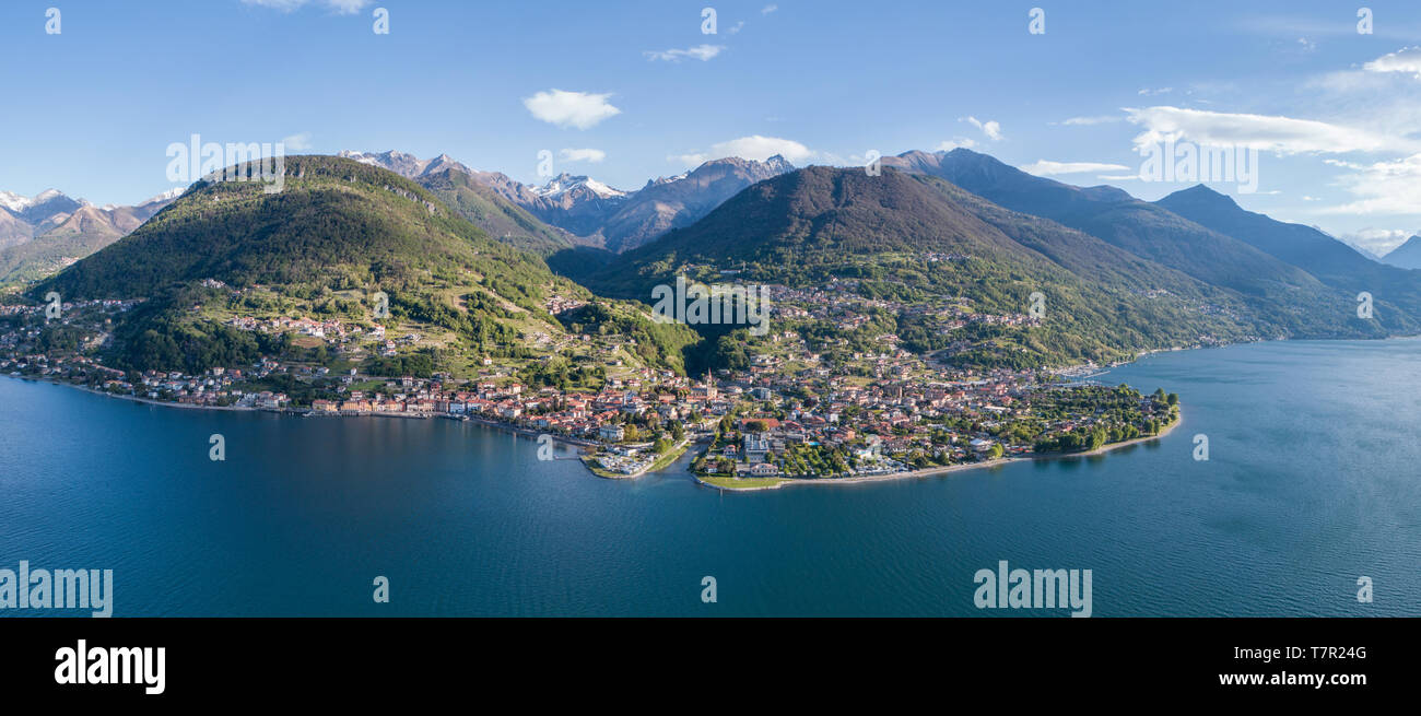 Der Comer See, Panoramaaussicht. Dorf Domaso Stockfoto