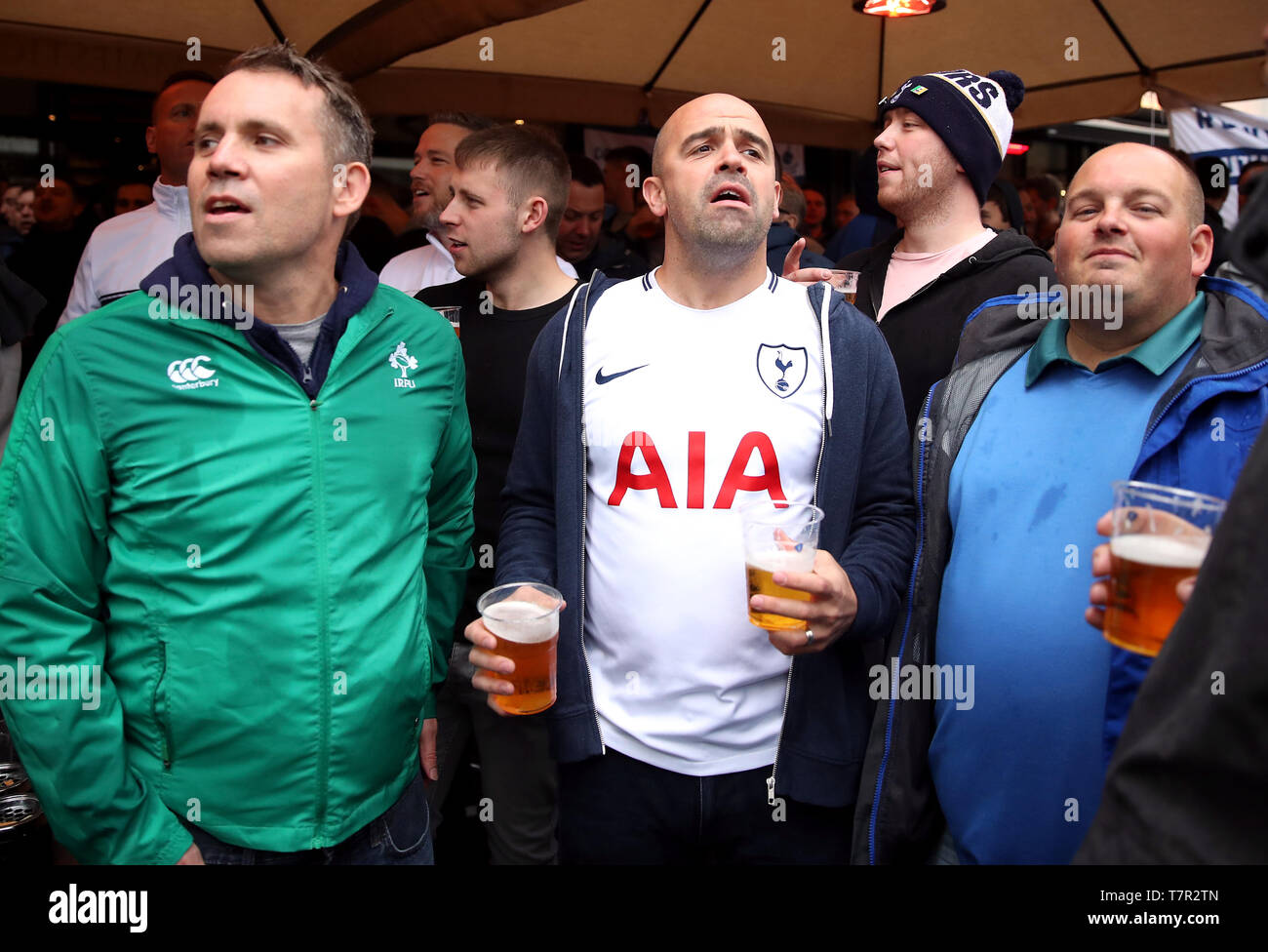 Tottenham Hotspur Fans vor dem Spiel vor der UEFA Champions League, Halbfinale, rückspiel Gleiches an Johan Cruijff ArenA, Amsterdam. Stockfoto