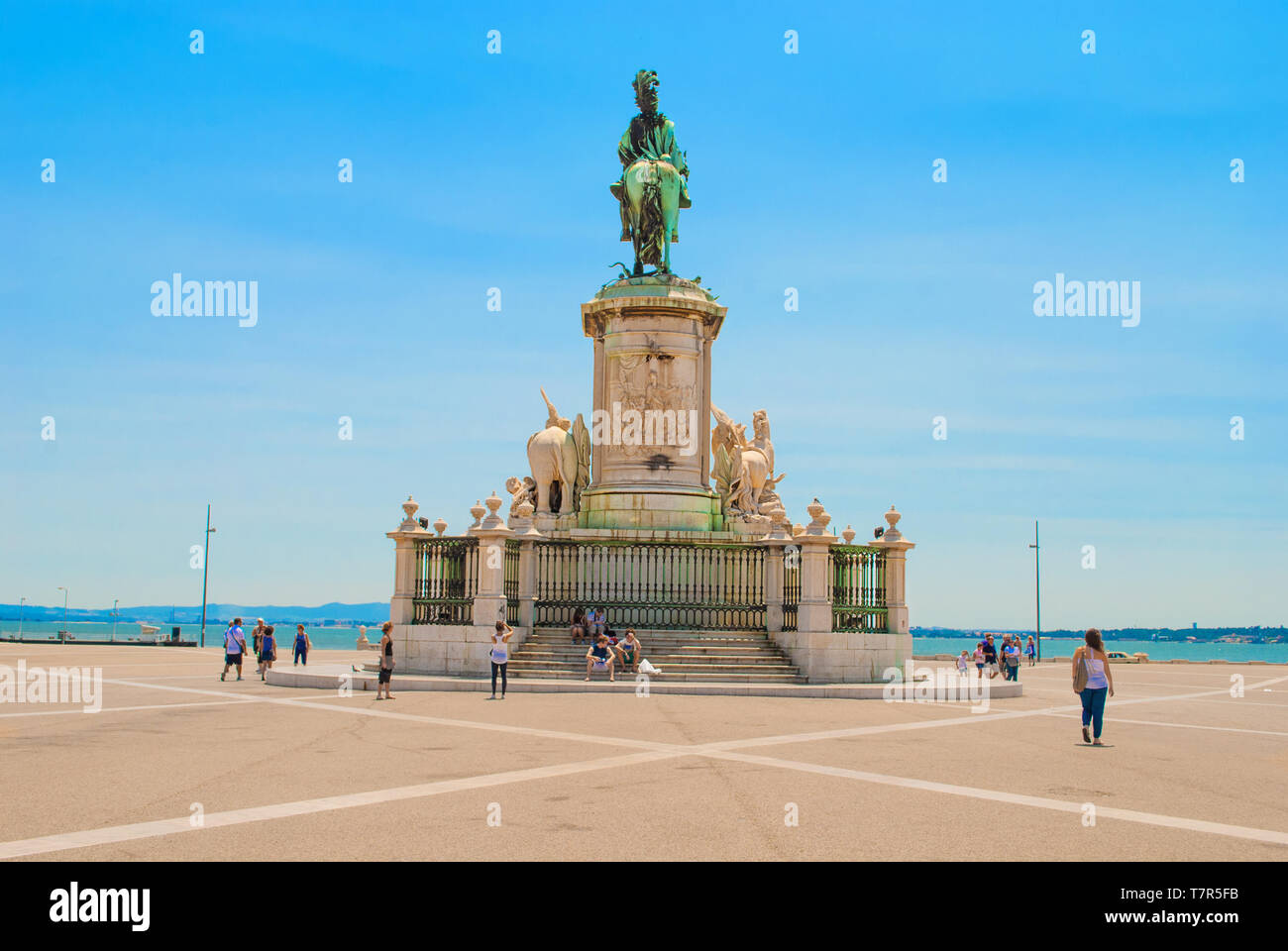 Die Statue des Königs Jose, an der Praca do Comercio in Lissabon, Portugal. Stockfoto