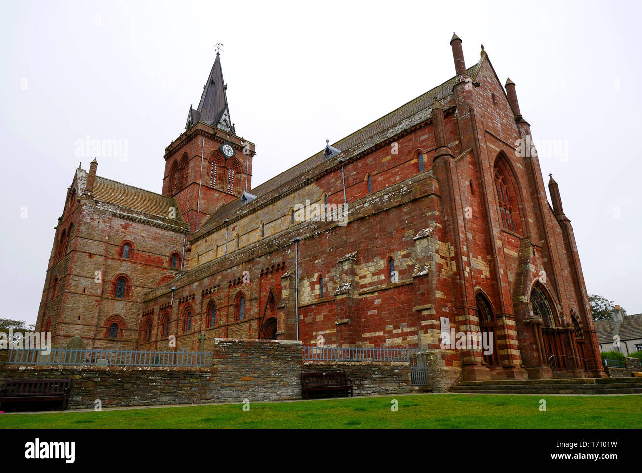 Die St. Magnus Kathedrale, Kirkwall, Orkney, Schottland, Großbritannien Stockfoto