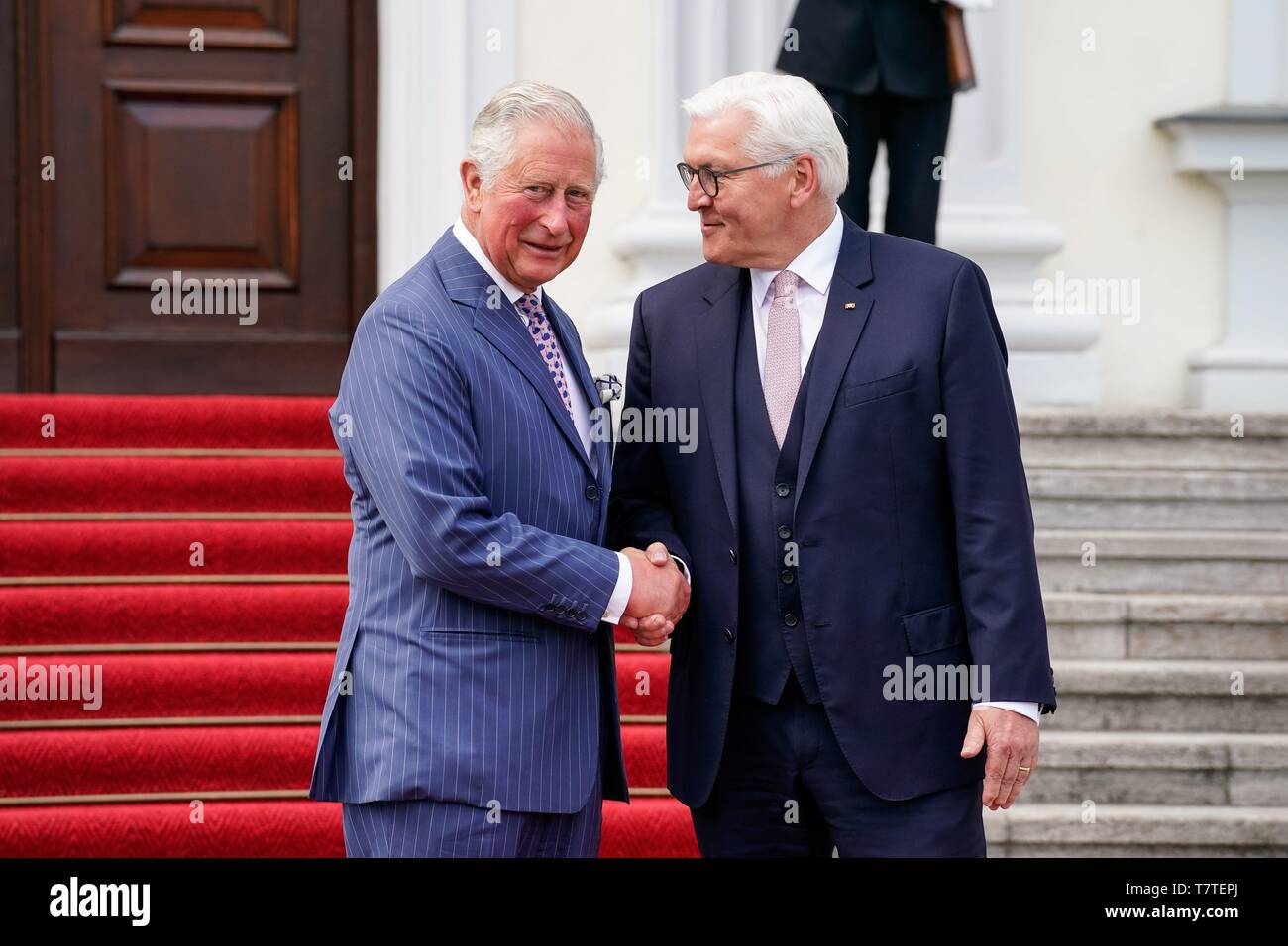 Berlin, Deutschland. 07 Mai, 2019. 07.05.2019, Berlin, Charles Philip Arthur George, Prinz von Wales (Prinz von Wales) und Herzog von Cornwall (Herzog von Cornwall), Prinz Charles für kurze im Schloss Bellevue. Prinz Charles ist der Thronfolger des Vereinigten Königreichs. Er ist der älteste Sohn von Königin Elizabeth II. und Prinz Philip. Ankunft der königlichen Besuch mit Empfang des Bundespräsidenten Dr. Frank-Walter Steinmeier. | Verwendung der weltweiten Kredit: dpa/Alamy leben Nachrichten Stockfoto