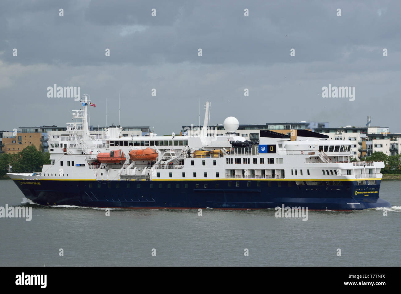 Expedition Cruise Ship National Geographic Explorer gesehen auf der Themse nach einem kurzen Besuch in London Stockfoto