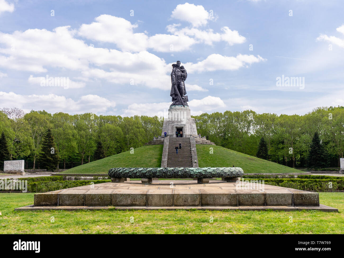 Sowjetischen Ehrenmals Statue (Sowjetisches Ehrenmal) in Berlin Treptow, Berlin Stockfoto