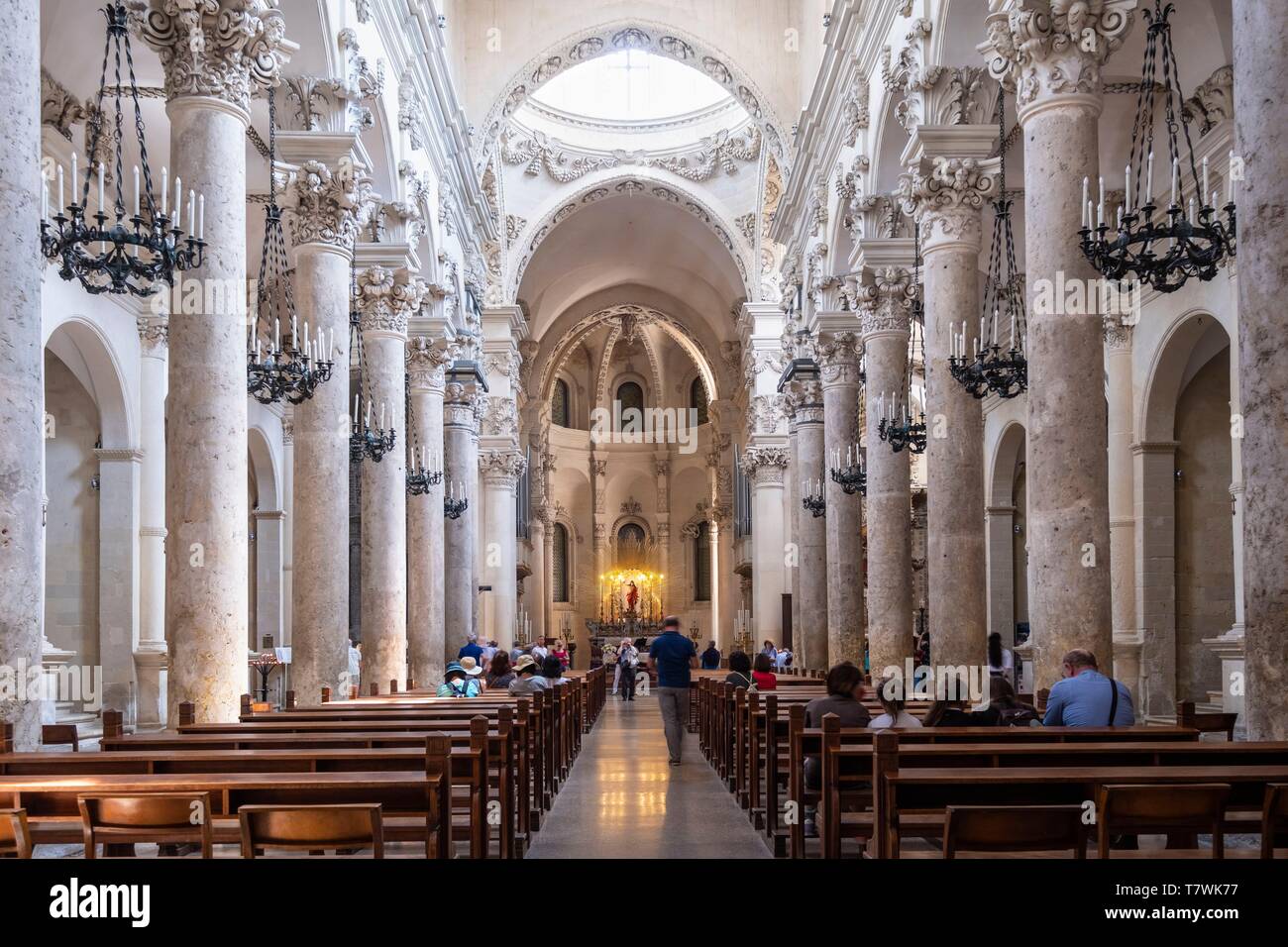 Italien, Apulien, Salento, Lecce, 17. Jahrhundert Basilika Santa Croce, Meisterwerk der barocken Kunst Stockfoto