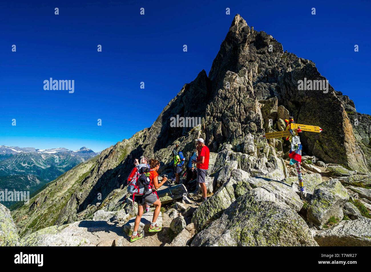 Schweiz, Wallis, Val Ferret, Tour du Mt Blanc, Trient, Arpette Fenster Pass auf 2665 m, höchster Punkt der TMB Stockfoto Schweiz, Wallis, Val Ferret, Tour du Mt Blanc, Trient, Arpette Fenster Pass auf 2665 m, höchster Punkt der TMB Stockfoto