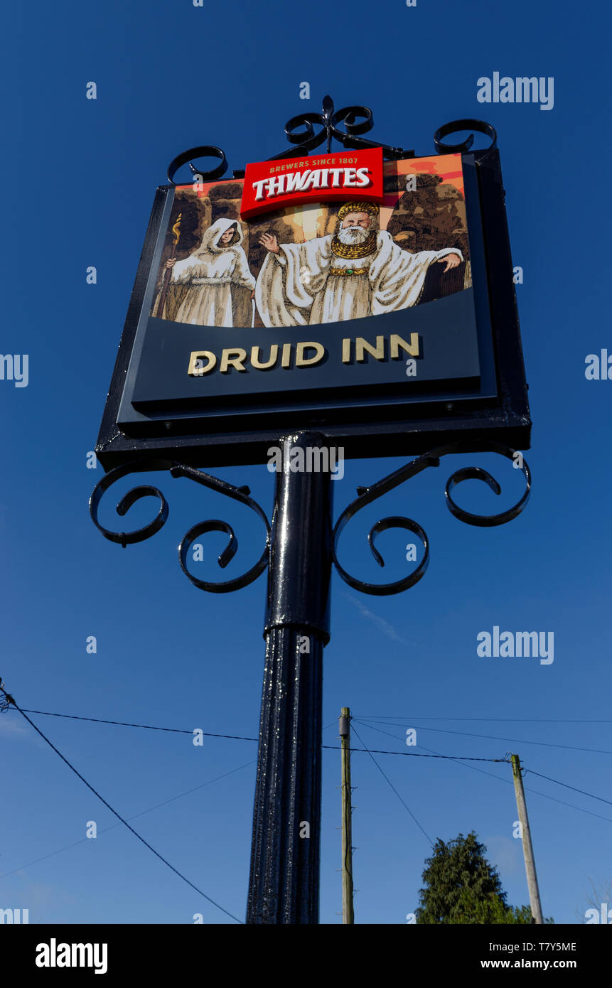 Gorsedd, Großbritannien - Mar 25, 2019: Der Druide Inn, Gorsedd ist eine typische, idyllische, ländliche Country Pub, das Teil der lokalen Gemeinschaft. Stockfoto