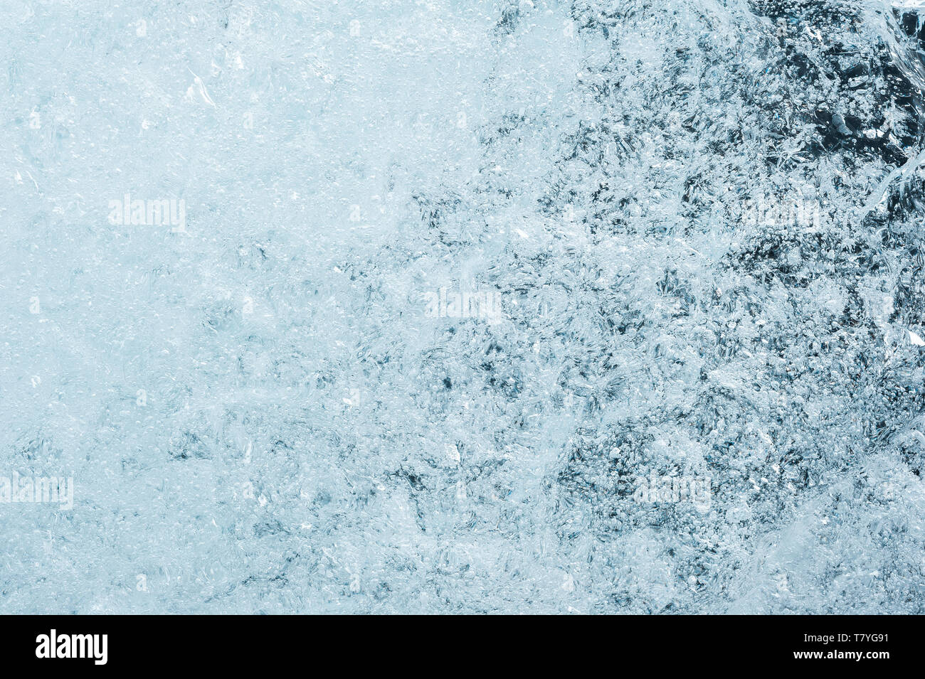 Eis mit Blasen Hintergrund Textur. Erfrischend im Sommer Getränke oder arktische Kälte Konzept. Stockfoto