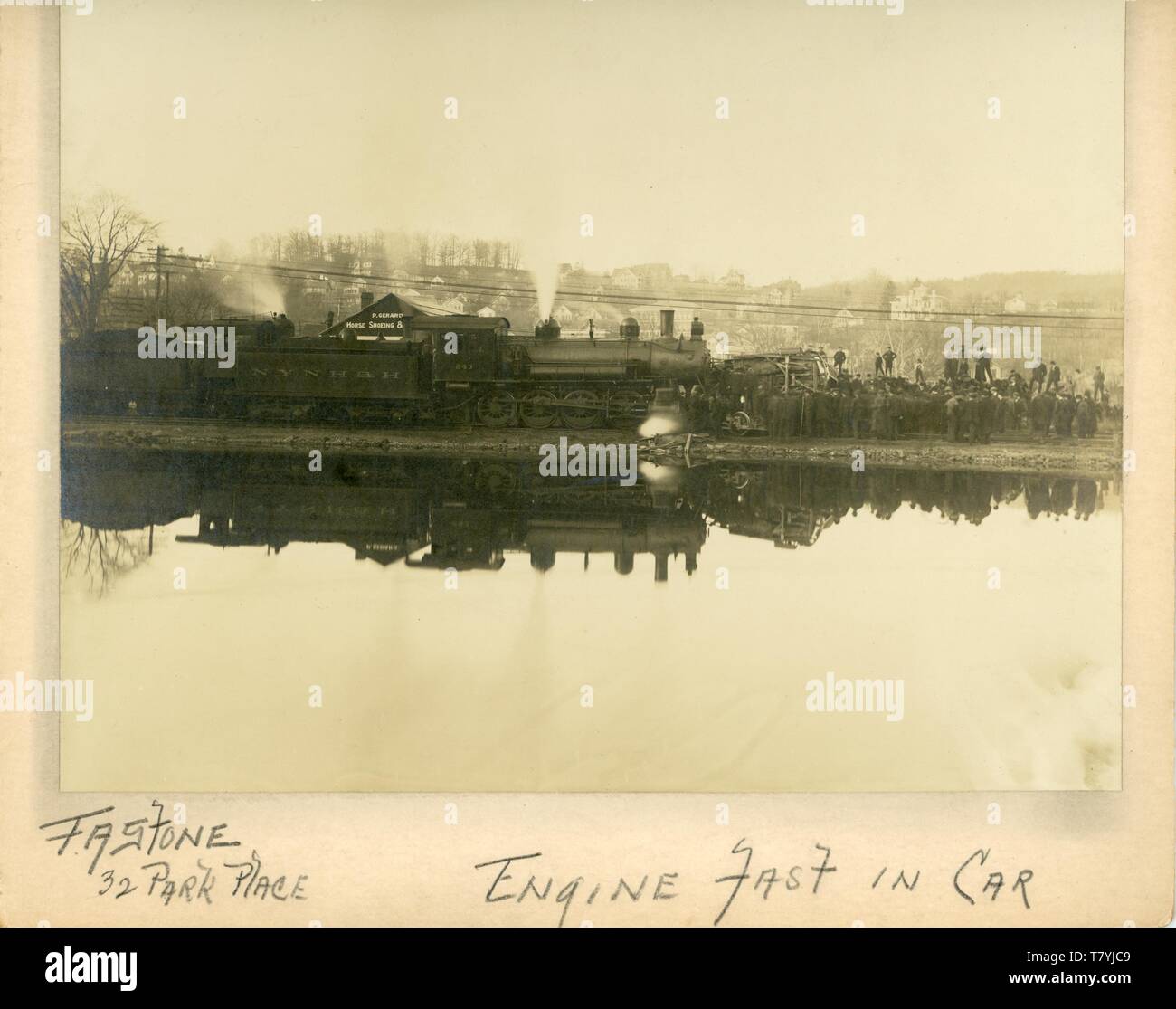 Zugwrack, Waterbury, CT, Ca. 1910, Notation, "Motor schnell im Auto'. Fastone Ptgr:, 32 Park Place, Waterbury. MP AP Stockfoto