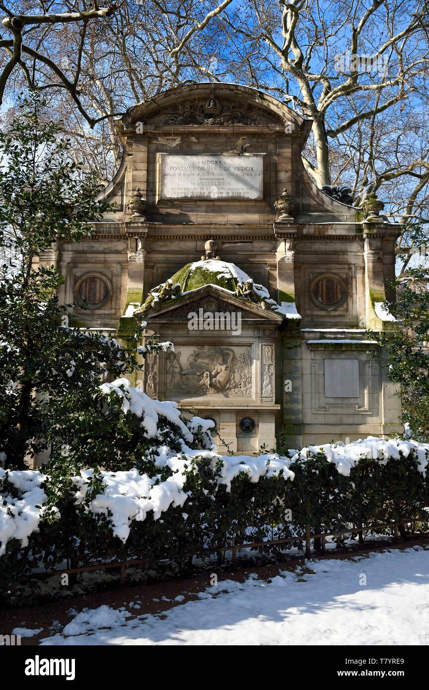 Frankreich, Paris, Bezirk Saint Michel, Luxembourg, la Fontaine Medicis (Medicis Brunnen) Stockfoto