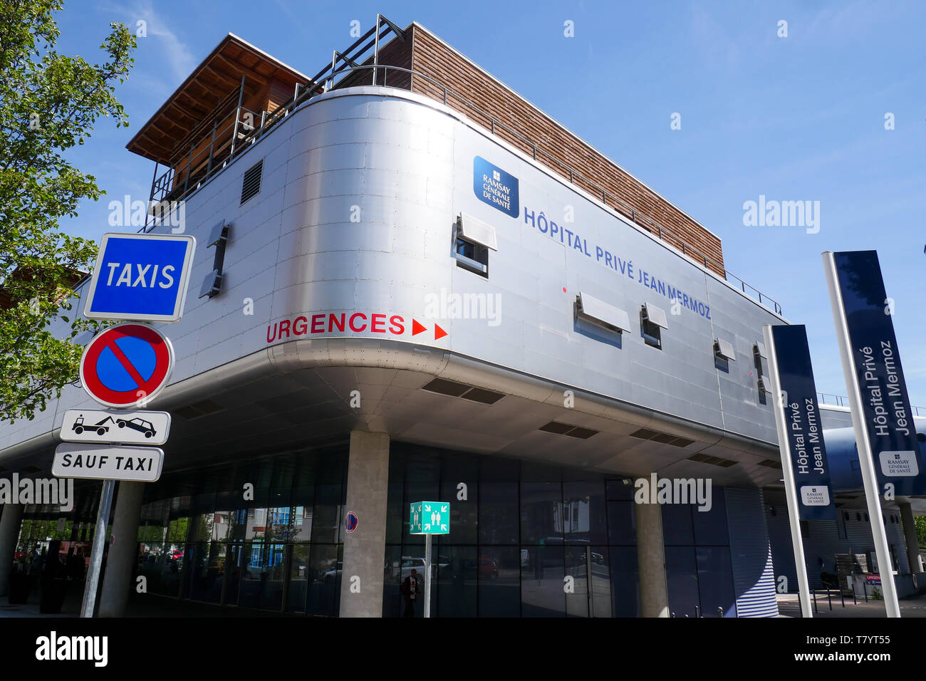 Hopital jean mermoz -Fotos und -Bildmaterial in hoher Auflösung – Alamy