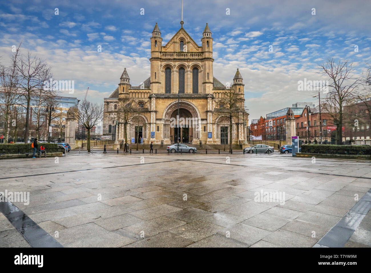 Die Außenseite des St. Anne's Cathedral, Belfast, Nordirland Stockfoto