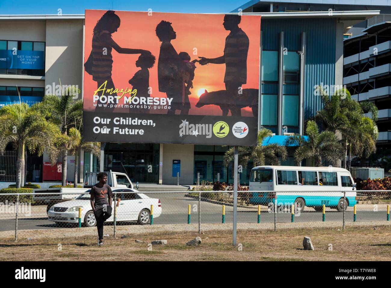 - Papua-New Guinea Papua Bay, National Capital District, Port Moresby Stadt, Jackson am Flughafen, auf Plakaten Besucher Stockfoto