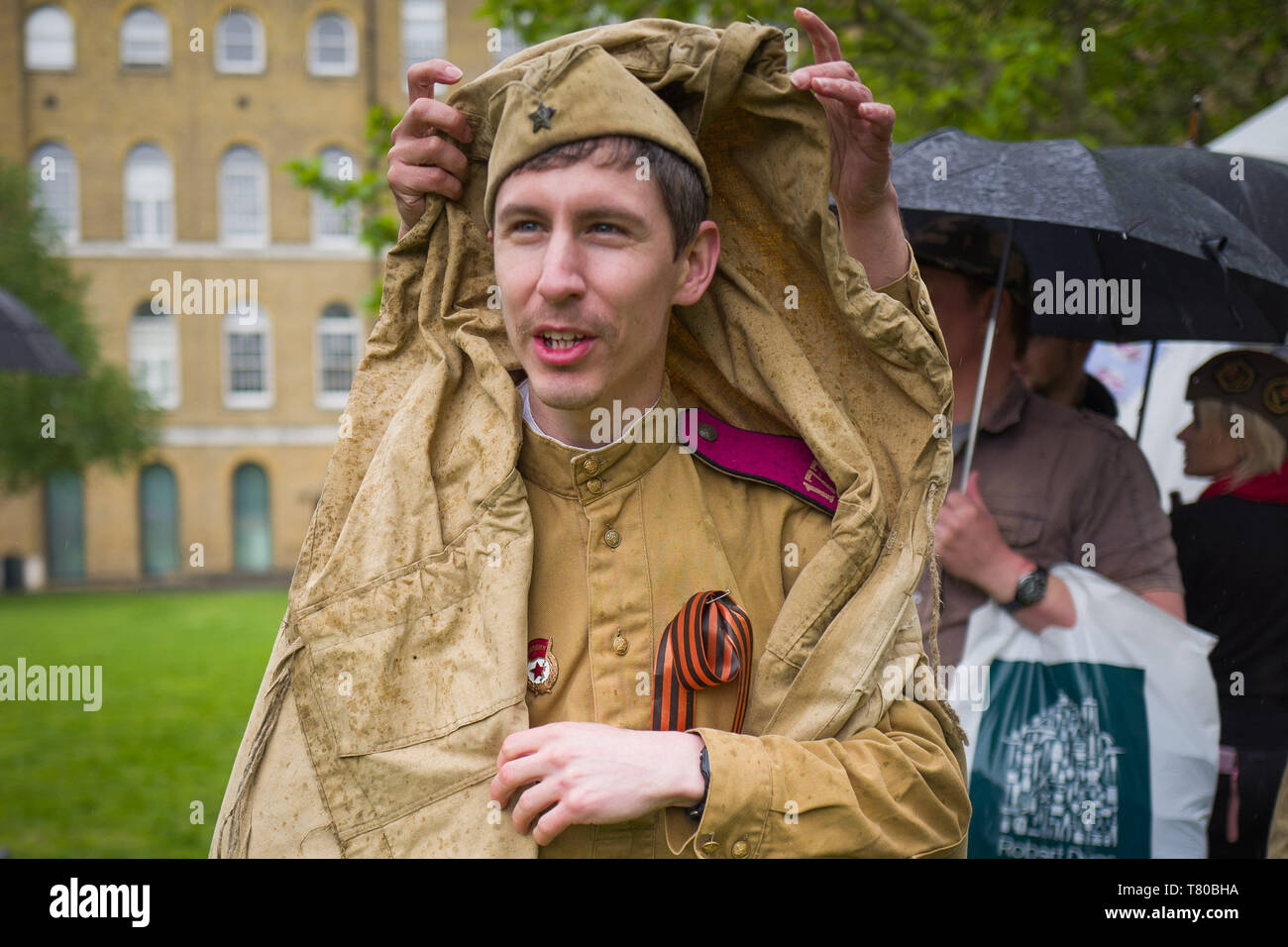 London, Großbritannien. 9. Mai, 2019. Die Mitglieder der sowjetischen Front Group feiert Sieg Tag in London Quelle: Velaren Grant/ZUMA Draht/Alamy leben Nachrichten Stockfoto