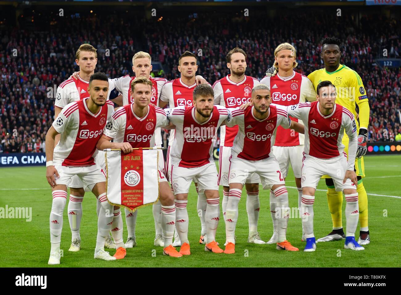 Ajax-Team. Fußball: Uefa Champions League 2018/2019 Halbfinale  Ajax-Tottenham Hotspur am 8. Mai 2019 in Amsterdam, Holland (Foto von  Sander Chamid/SCS/LBA) HOLLAND Stockfotografie - Alamy