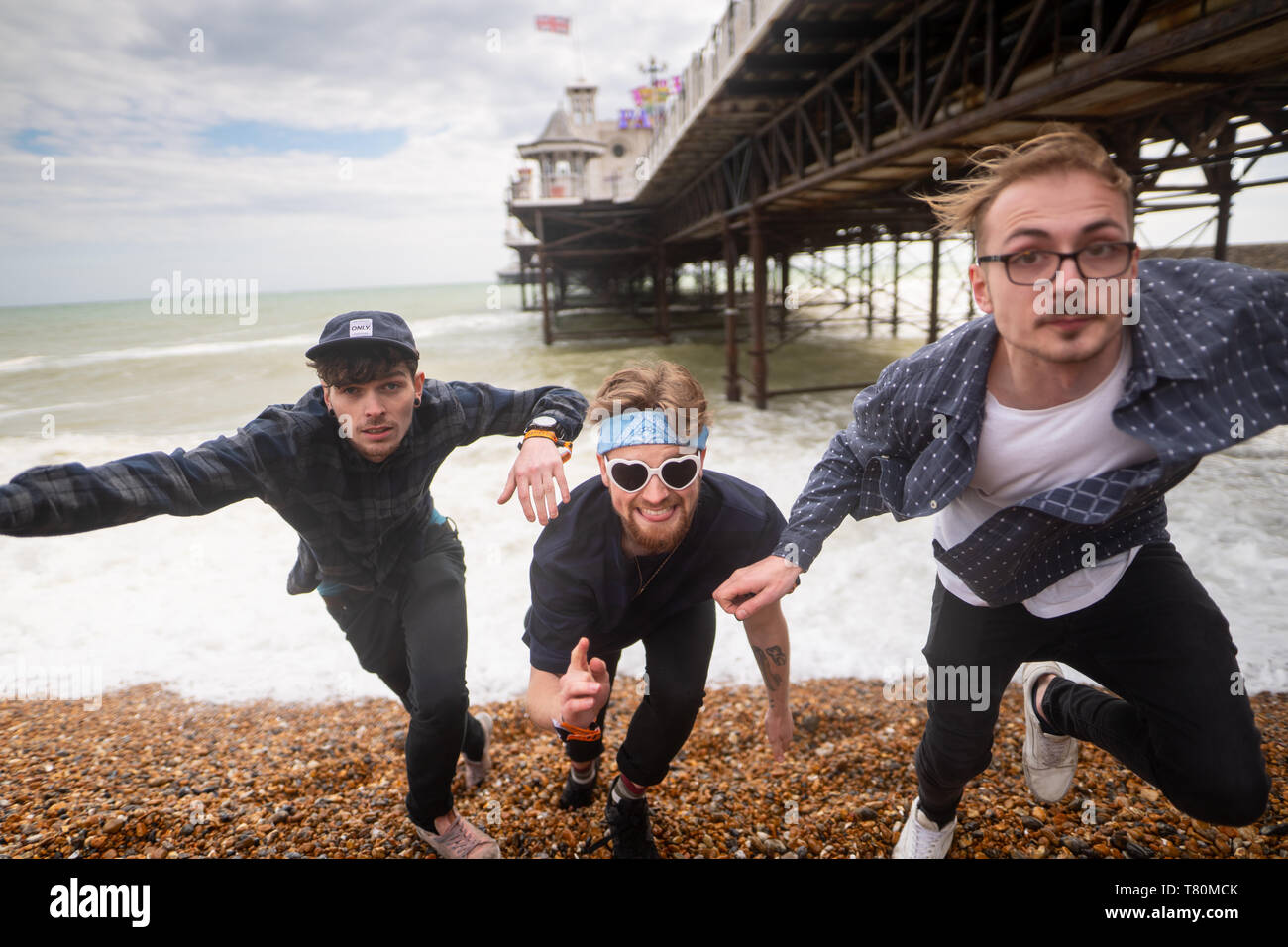 Brighton, UK. 09 Mai, 2019. Dr! ftwood posieren für Fotos am Strand während der 2019 Edition von The Great Escape Festival in Brighton, UK. Foto Datum: Donnerstag, 9. Mai 2019. Credit: Roger Garfield/Alamy leben Nachrichten Stockfoto