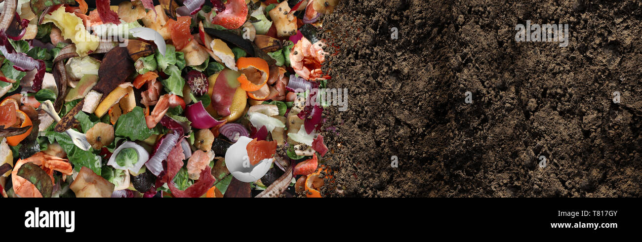 Kompost und Kompostierung kompostierte Erde als ein Haufen verrottenden Küche Botschaften mit Obst und Gemüse Müll aus Abfällen organischer Dünger. Stockfoto