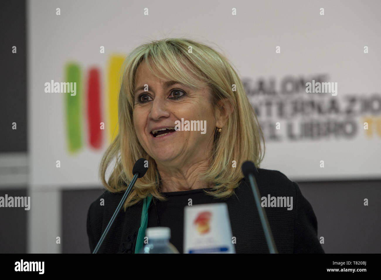 Luciana Littizzetto, Gäste während der xxxii Turin International Book Fair in Lingotto Fiere in Turin, Italien. (Foto von Antonio Polia/Pacific Press) Stockfoto