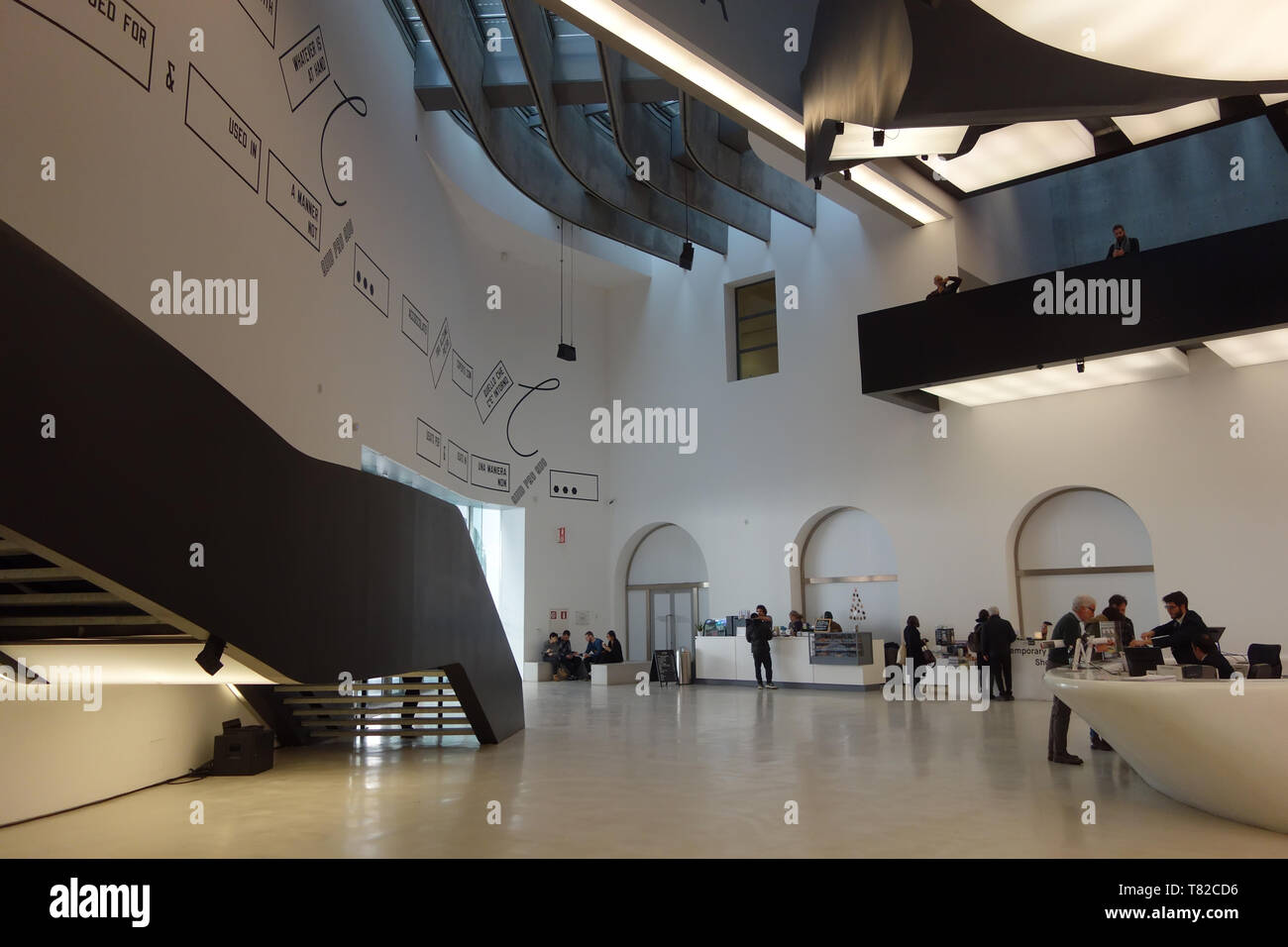 Rom, Italien, 5. JANUAR 2019: Inside MAXXI, Museum für Kunst des 21. Jahrhunderts durch die britische Architektin Zaha Hadid Stockfoto