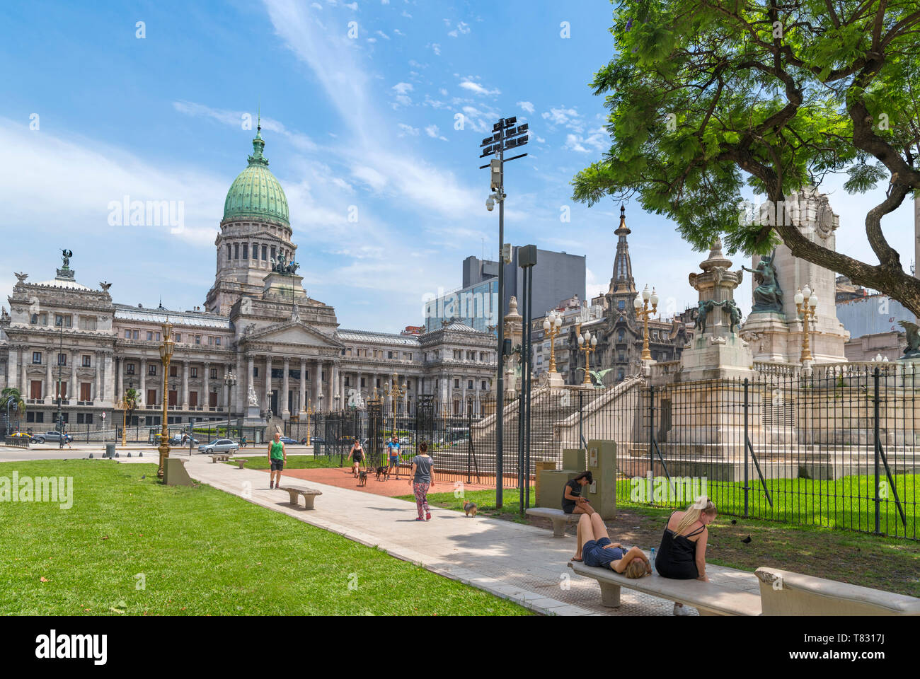 Palacio del Congreso (Kongress Palast) und Monumento a Los Dos Congresos, Plaza del Congreso, Buenos Aires, Argentinien Stockfoto