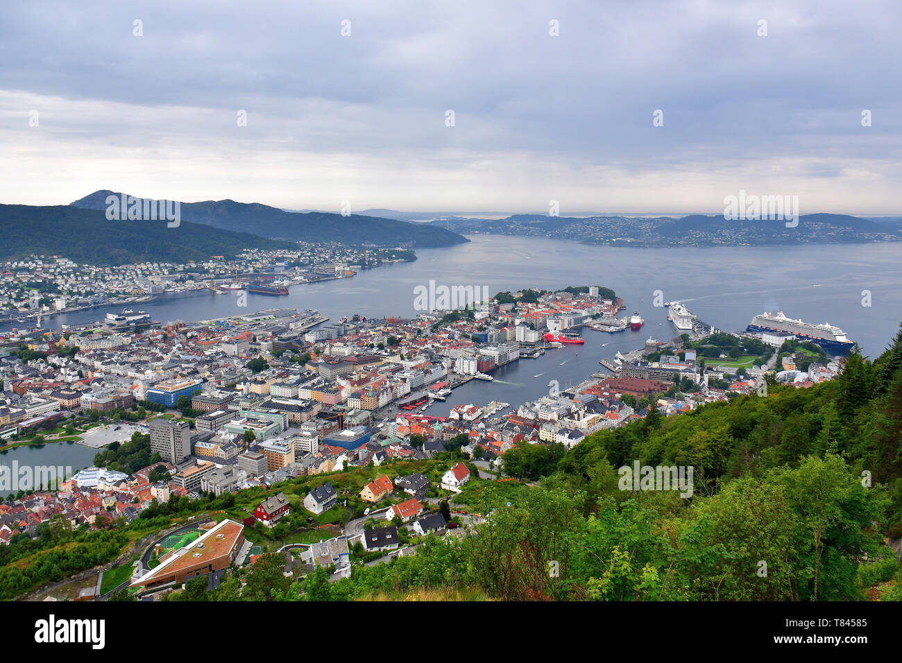 Blick auf Bergen von Mount Floyen, Bergen, Norwegen, Skandinavien, Europa Stockfoto