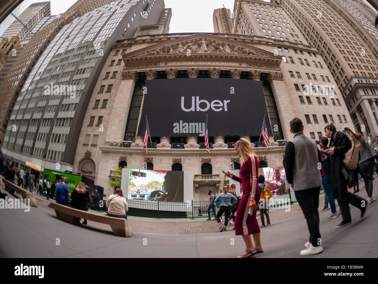 Die Fassade des New York Stock Exchange in New York am Freitag, 10. Mai 2019 wird für die mit Spannung erwarteten Börsengang der Ride Sharing Service Uber eingerichtet. Uber den Preis für Ihr Lager bei $ 45, Midrange zu den Erwartungen der Analysten. (© Richard B. Levine) Stockfoto