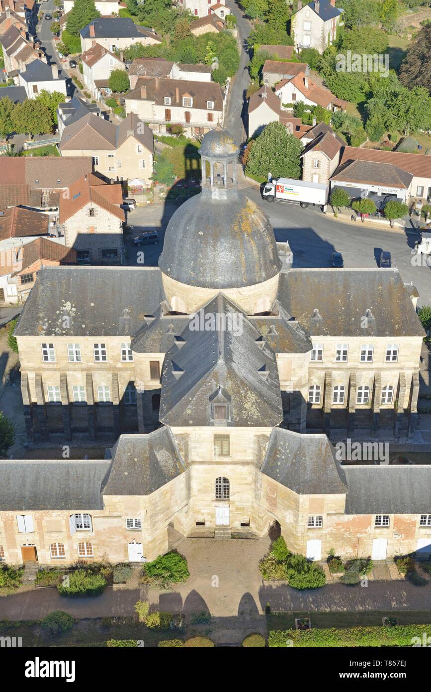 Frankreich, Dordogne, Museum der Medizin von Hautefort Hotel Dieu (Luftbild) Stockfoto