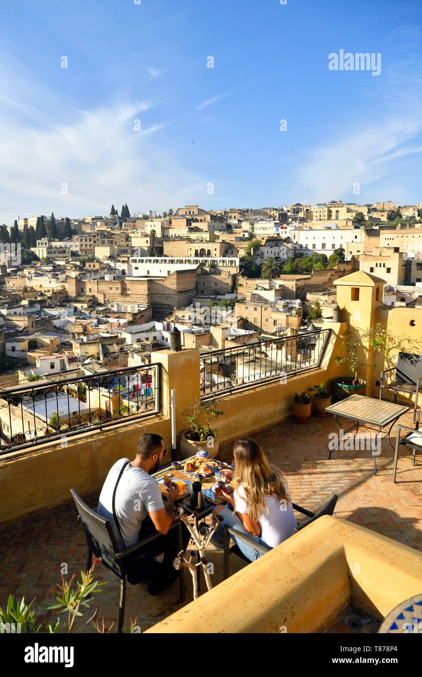 Marokko, Mittlerer Atlas, Fes, Kaiserstadt, Fès, Medina als Weltkulturerbe von der UNESCO, Riad Dar Gnaoua Stockfoto