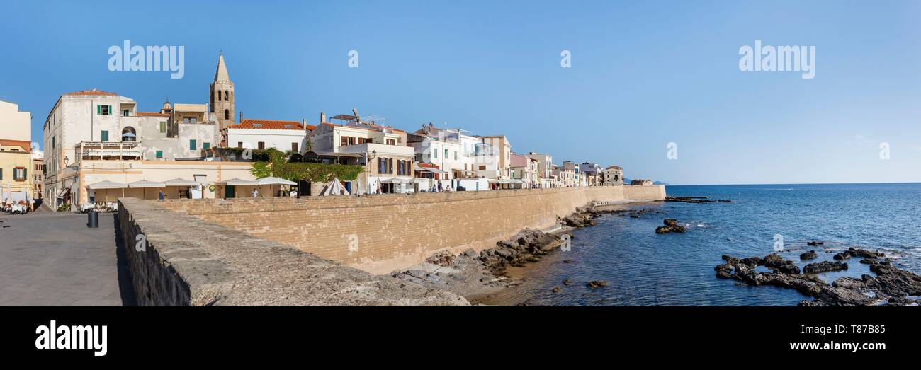 Italien, Sardinien, Provinz Sassari, Alghero, der ummauerten Stadt am Mittelmeer Stockfoto