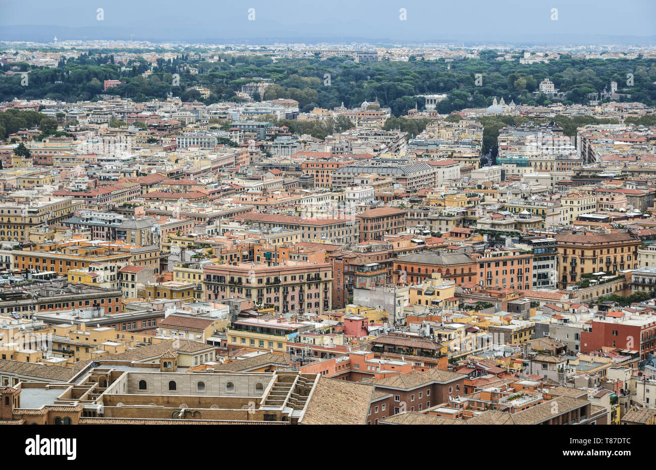 Luftaufnahme von Vatikan Stadt. Vatikan ist ein unabhängiger Stadtstaat in Enklaven innerhalb von Rom, mit der Lateranverträge (1929). Stockfoto