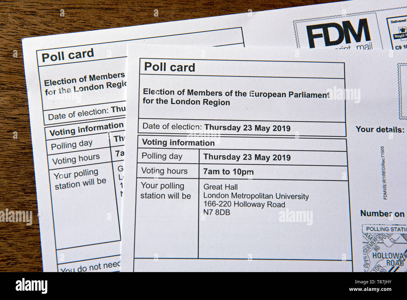 Zwei Pole Karten für die Wahlen zum Europäischen Parlament am 23. Mai 2019, London Region GROSSBRITANNIEN Stockfoto