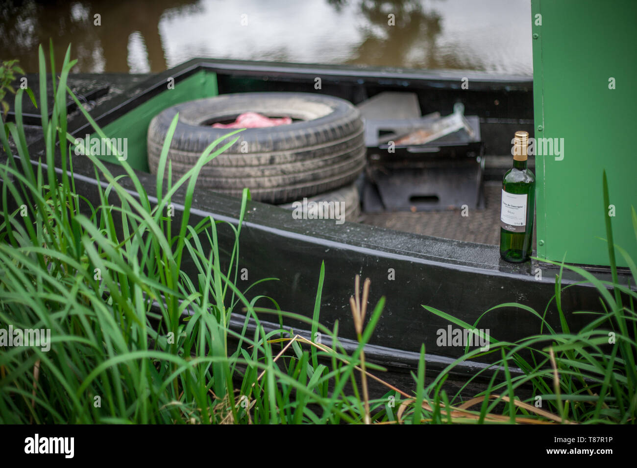 Grüner Kanal Boot an Aynho Wharf in Großbritannien Stockfoto