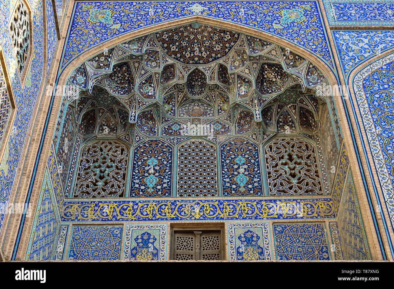 Details auf der Sheikh Lotfollah Moschee eines der architektonischen Meisterwerke der Iranischen, lokalisiert auf der östlichen Seite des Naghsh-i Jahan Square Stockfoto
