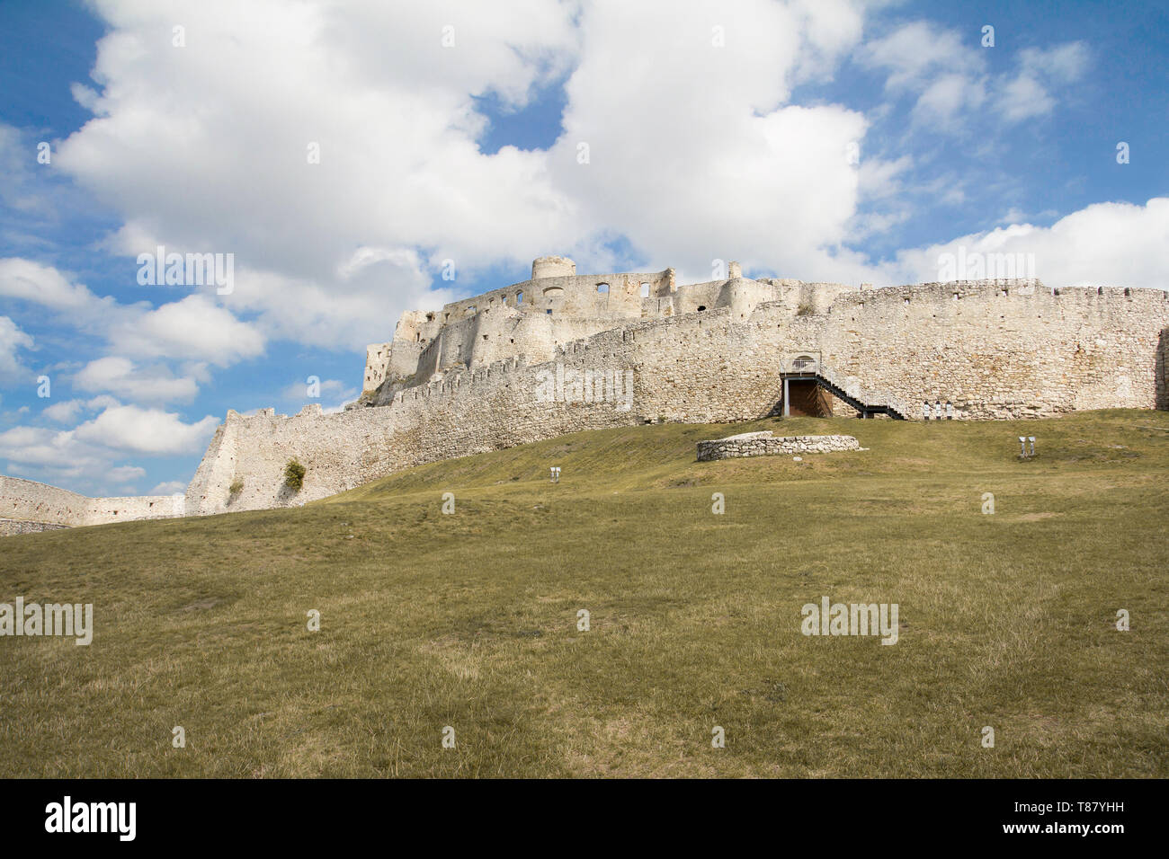 Die Ruinen der mittelalterlichen Burg Stockfoto