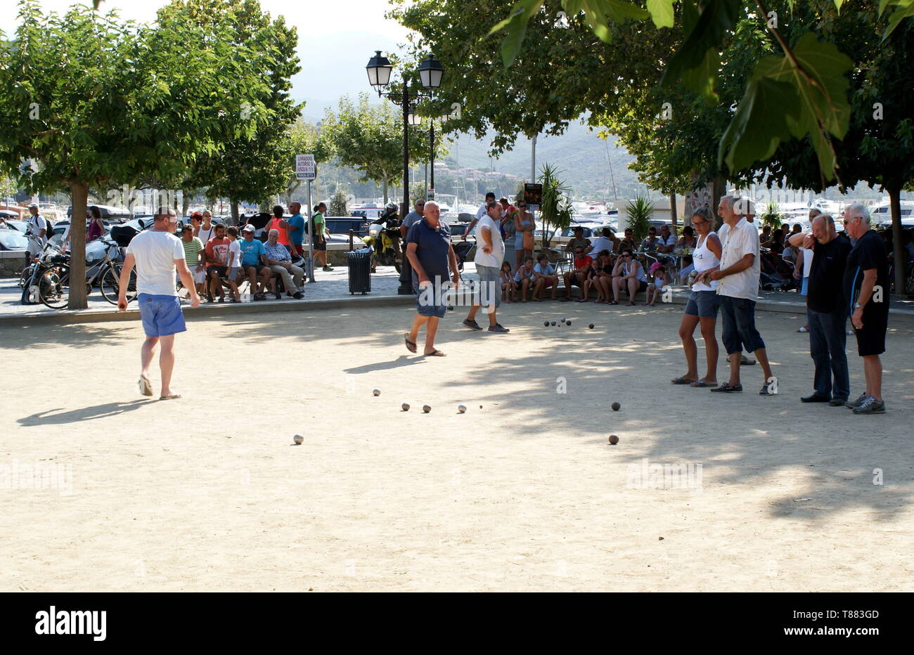 Das Spiel von Boccia, St Florent, Korsika, Frankreich Stockfoto