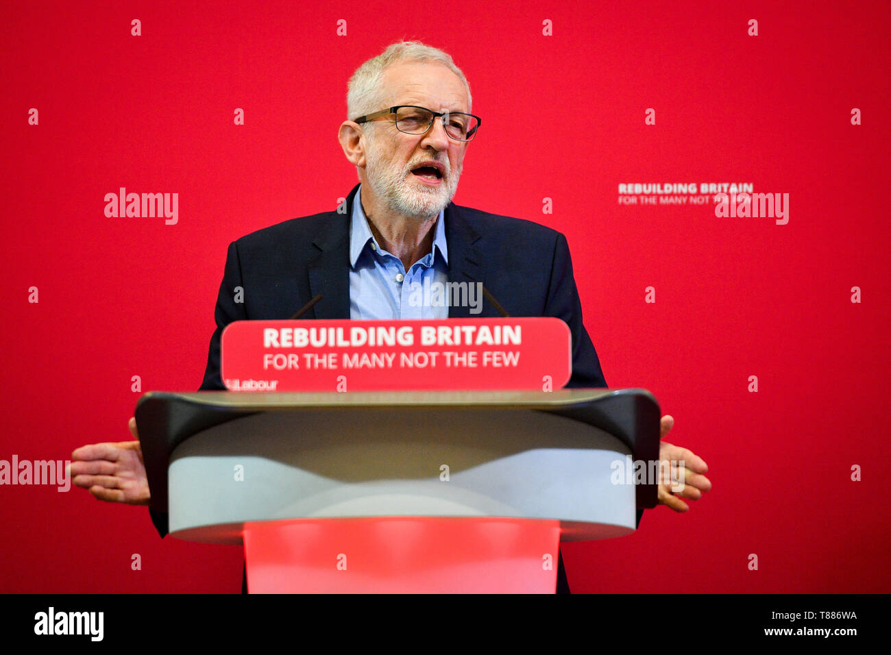 Der Führer der Jeremy Corbyn spricht an der Jungen Arbeitskonferenz in Birmingham, wo er ist, eine Ansage auf dem realen Leben führen. Stockfoto