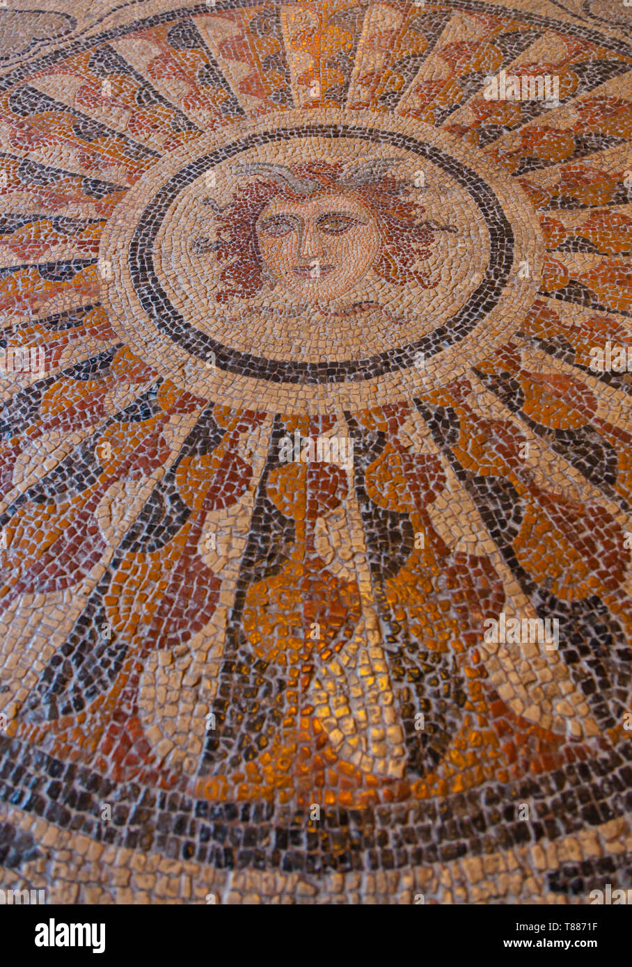 Mosaico helenístico de La Medusa o Gorgona, Palacio Fortaleza de los Grandes Maestres, Barrio de los Caballeros o Collachum en la Ciudad mittelalterliche, Ciu Stockfoto