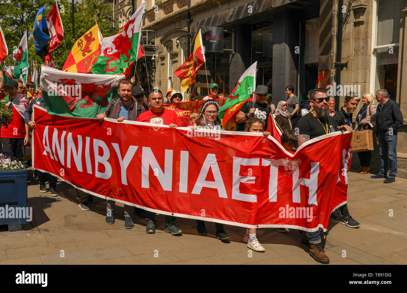 Cardiff, Wales, UK. 11. Mai 2019. Wales pro-unabhängigkeit März im Zentrum von Cardiff. Kredit Haydn Denman/Alamy leben Nachrichten Stockfoto