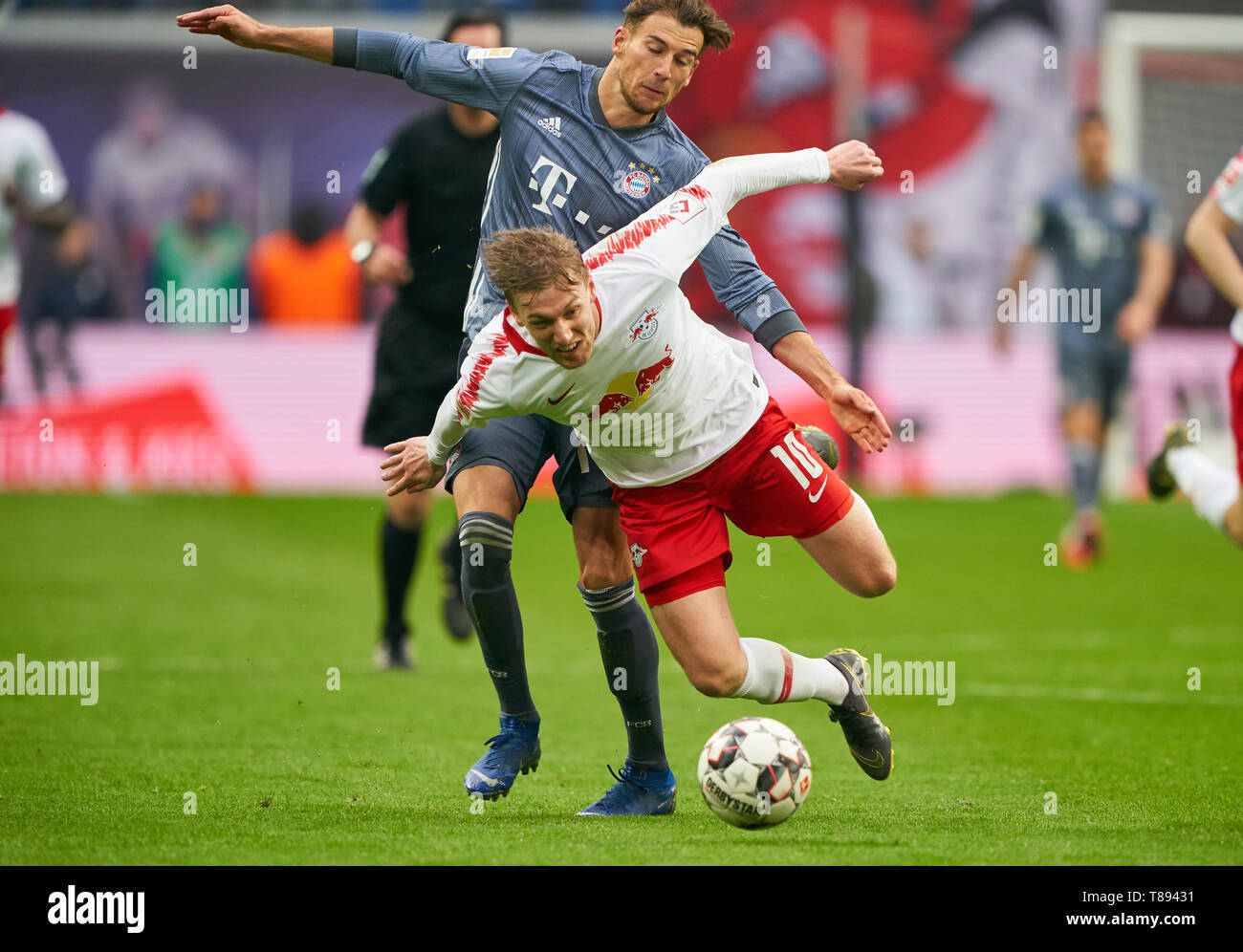 Leon Goretzka, FCB 18 konkurrieren um die Kugel, Bekämpfung, Duell, Kopfzeile, Zweikampf, Action, Kampf gegen Emil FORSBERG, RB Leipzig 10 RB LEIPZIG - FC BAYERN MÜNCHEN - DFL-Bestimmungen verbieten die Verwendung von Fotografien als BILDSEQUENZEN und/oder quasi-VIDEO - 1. Deutschen Fußball-Bundesliga, Leipzig, Deutschland, 11. Mai 2019 Saison 2018/2019, Spieltag 33, FCB, Red Bull, München © Peter Schatz/Alamy leben Nachrichten Stockfoto