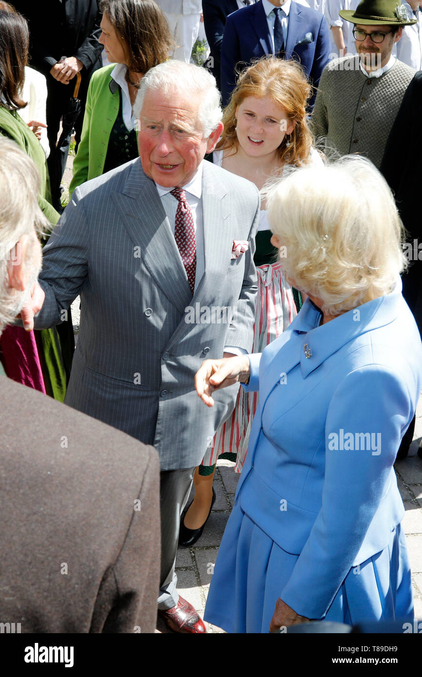 Glonn, Deutschland. 10. Mai, 2019. Prinz Charles, Sophie Schweisfurth und die Herzogin Camilla Besuch der britischen Royals auf dem Bio-bauernhof Herrmannsdorfer Landwerkstatten. Glonn, 10.05.2019 | Verwendung der weltweiten Kredit: dpa/Alamy leben Nachrichten Stockfoto