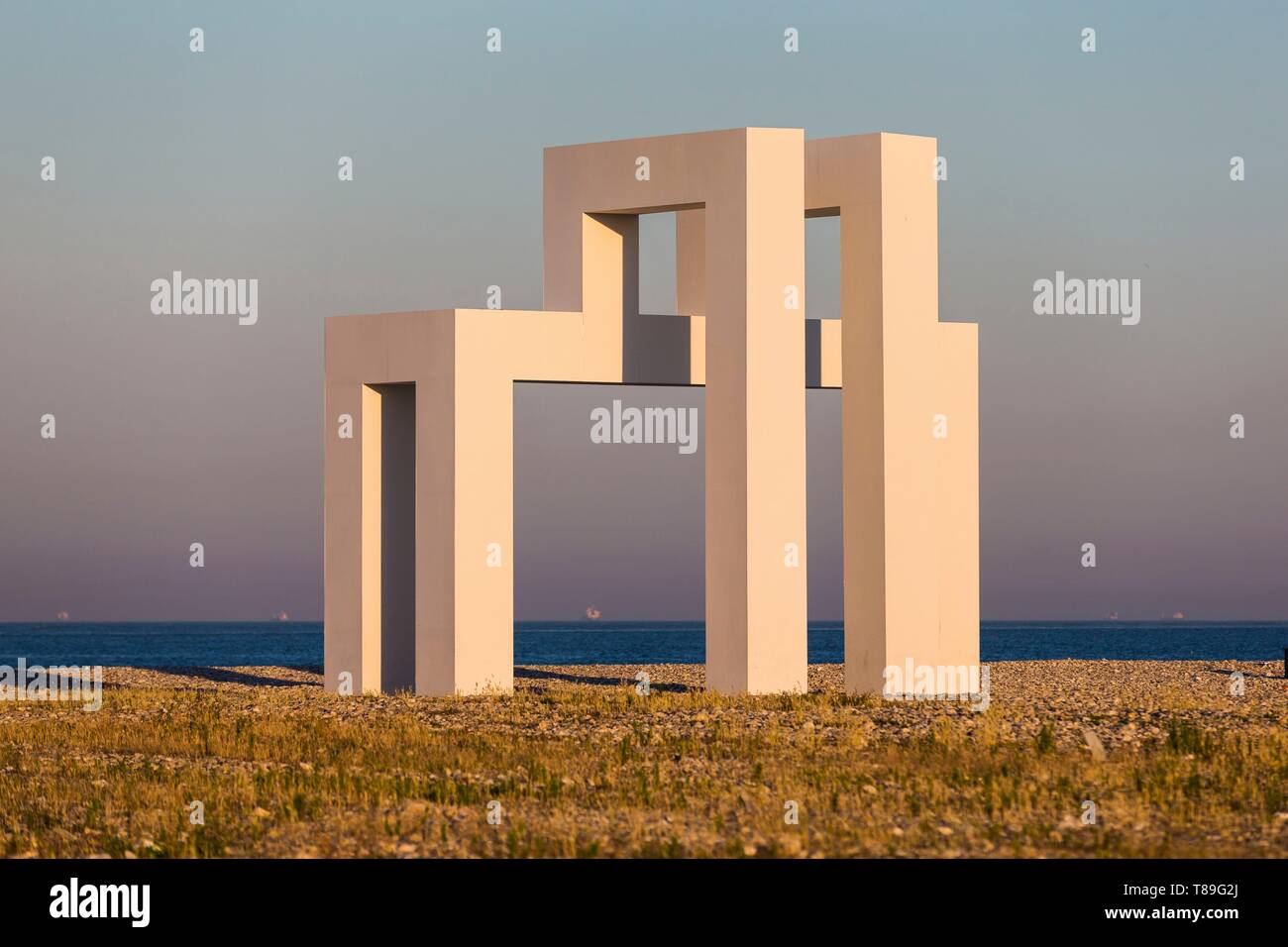 Frankreich, Seine Maritime, Le Havre als Weltkulturerbe von der UNESCO, am Strand mit Blick auf das Meer des monumentalen Werkes bis # 3 von Lang und Baumann Stockfoto