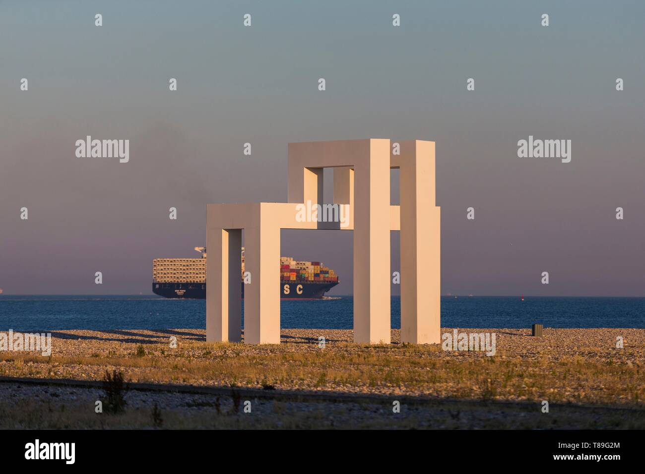 Frankreich, Seine Maritime, Le Havre als Weltkulturerbe von der UNESCO, am Strand mit Blick auf das Meer des monumentalen Werkes bis # 3 von Lang und Baumann Stockfoto
