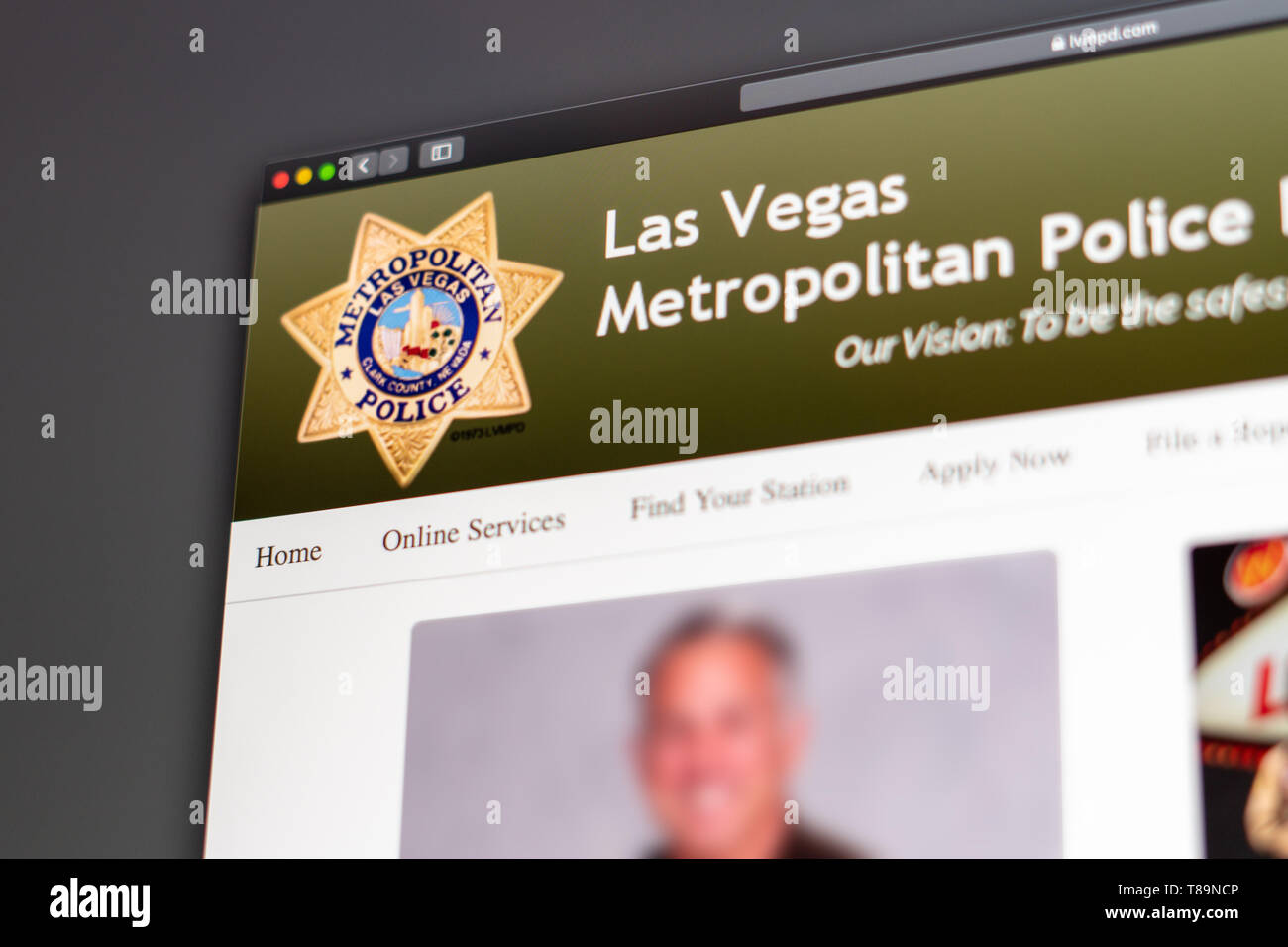 Miami/USA, 05.11.2019: Las Vegas Police Department Website Homepage. In der Nähe von Polizei Dept Logo. Kann als illustrative für Nachrichtenmedien oder ot verwendet werden. Stockfoto